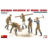 German Soldiers at Work (RAD) WWII  -  MiniArt (1/35)