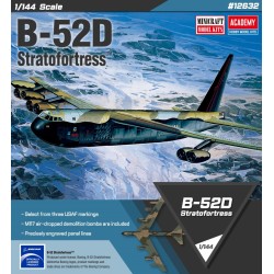 Boeing B-52D Stratofortress  -  Academy (1/144)
