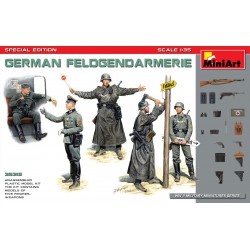 German Feldgendarmerie WWII  -  MiniArt (1/35)