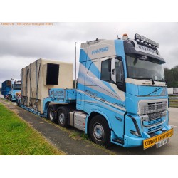 Volvo FH5 Globetrotter 6x2 + Twin Steer Euro PX Low Loader 2 Axle "Cepelludo"  -  WSI (1/50)