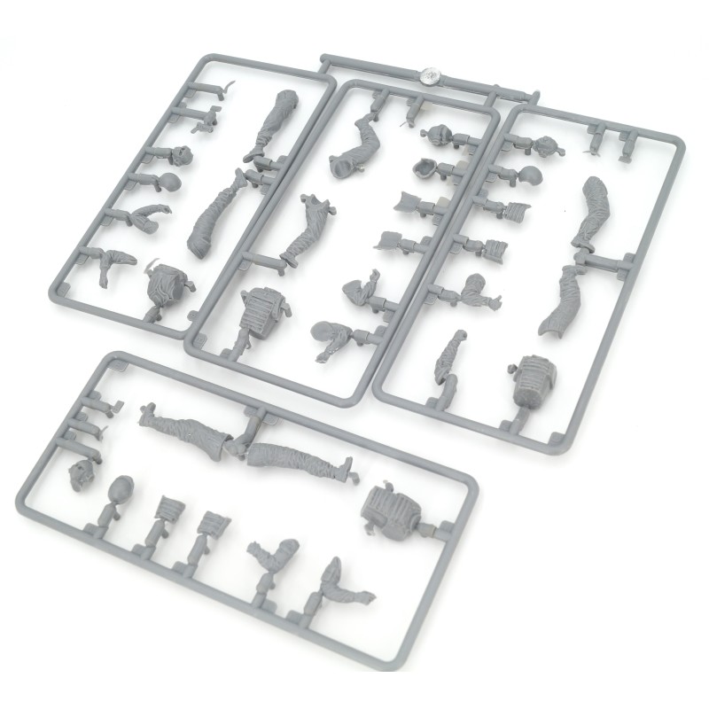 MiniArt 1/35 US Tank Chassis Repair Crew - Wonderland Models | MT35481
