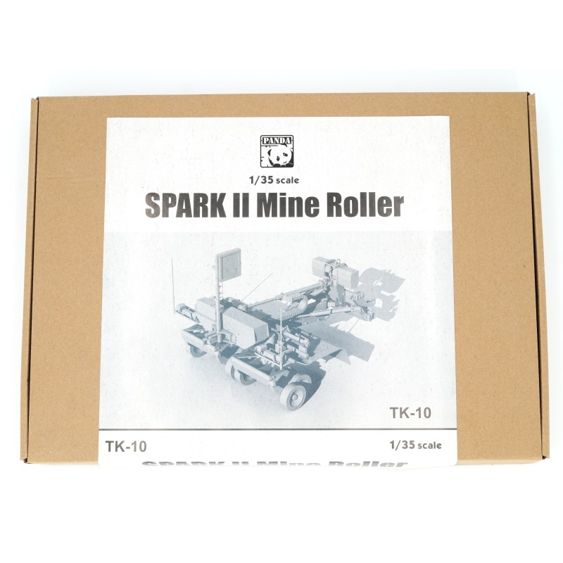 International MaxxPro MRAP Spark II Mine Roller  -  Panda (1/35)