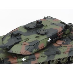 Leopard 2A6 Tank "Ukraine"  -  Tamiya (1/35)