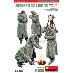 German Soldiers Winter...