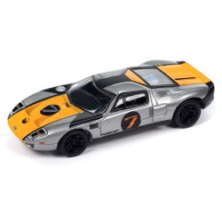 2005 Ford GT  -  Johnny Lightning (1/64)