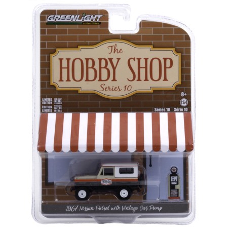 [The Hobby Shop Series 10]  1967 Nissan Patrol   -  Greenlight (1/64)