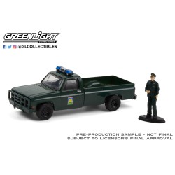 [The Hobby Shop Series 10]  1986 Chevrolet M1008  -  Greenlight (1/64)
