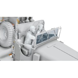 Ward LaFrance Model M1 - Series 5 [Bonus Edition]  -  Thunder Model (1/35)