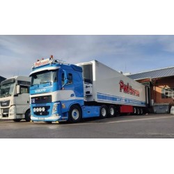 Volvo FH4 6x2 [Peter Wouters / PWT Thermo]  -  Tekno (1/50)