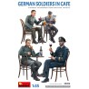 German Soldiers in Café  -  MiniArt (1/35)