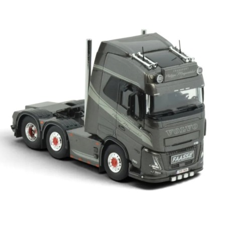 Volvo FH Aero Globetrotter 6x2 [Phillipe Muysewinkel]  -  WSI (1/50)
