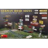 German Road Signs WWII Eastern Front Set 1  -  MiniArt (1/35)