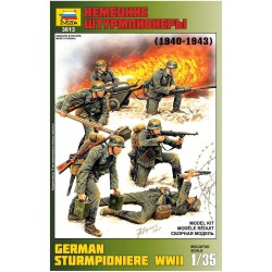 German Sturmpioniere (1940-1943)  -  Zvezda (1/35)