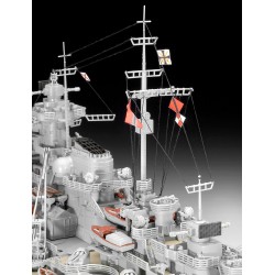 Bismark Kriegsmarine Cuirassé  -  Revell (1/350)