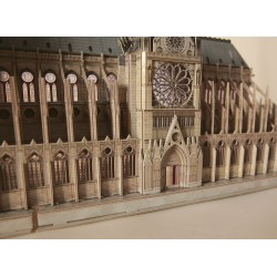 3D Puzzle Notre Dame de Paris  -  Revell