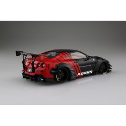 Nissan GT-R R35 Type 2 Ver.2 by Liberty Walk (Works n°13)  -  Aoshima (1/24)