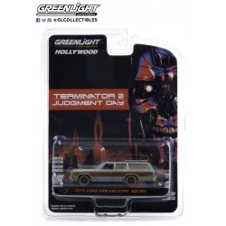 "Hollywood Series 32"  1979 Ford Ltd Country Squire " Terminator II Judgment Day"   -  Greenlight (1/64)