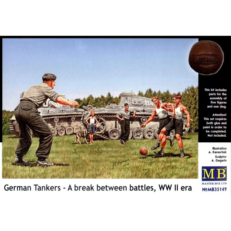 German Tankers A Break Between Battles WWII  -  Master Box (1/35)